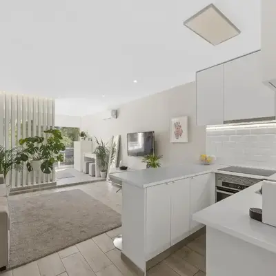 Silver Lux Studio 2 - City Center by HD PROPERTIES