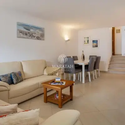 Townhouse Farah