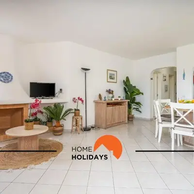 #174 T2 em Zona Tranquila by Home Holidays