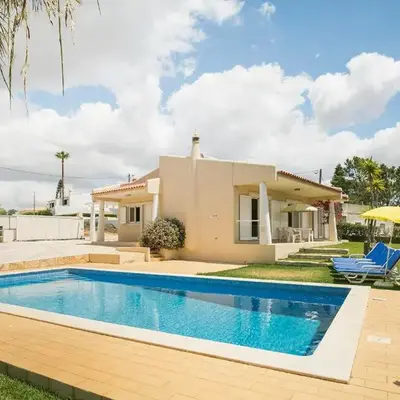 ABF36V2 Charming 2 bdr villa located only a few mi