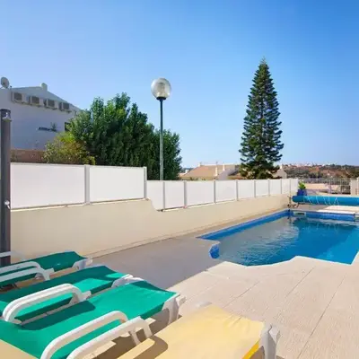 Vila Alonzo
