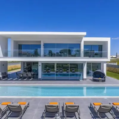 Villa Casa Magnolia by Villa Plus
