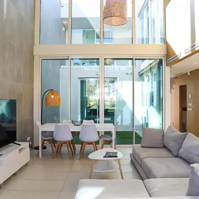 Villa Central By Garvetur