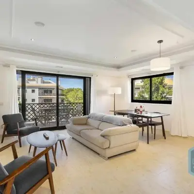 Rooftop 27 - Dream Lodging