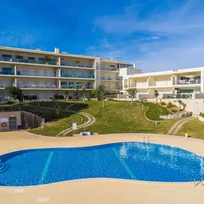 Balaia Residense Penthouse 2 Bedroom Apartment with Pool