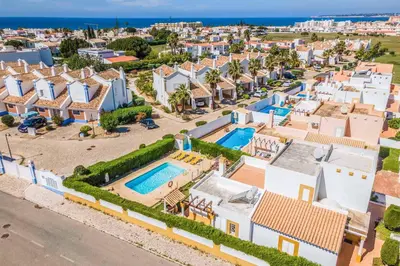 an aerial view of a villa with a swimming pool at Villa Ninos in Albufeira