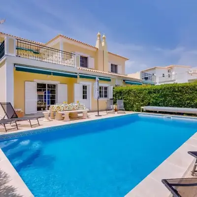 AL Casa Raha