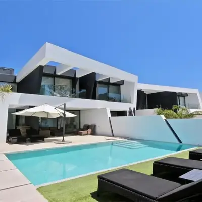 Villa Malibu - Onesix2