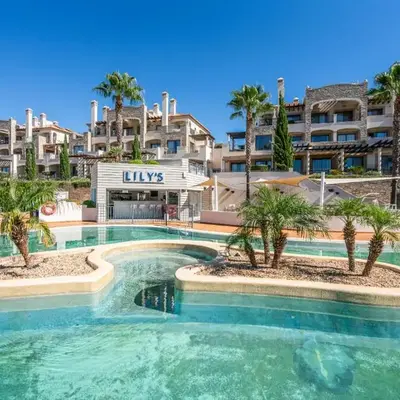 Vilamoura Pine Hills with Pool by Homing