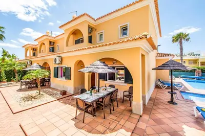 an image of a villa with a swimming pool at Villa Norcas Grande in Galé