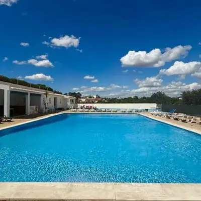 Aqua Plaza 2 Bedr swimming pool 5 min to the beach