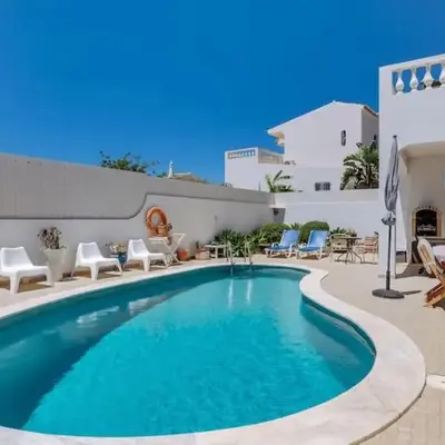 Villa Frederique by Gabi Miguel