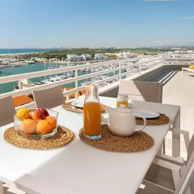 Marina Mar Bela Vista by SAPvillas