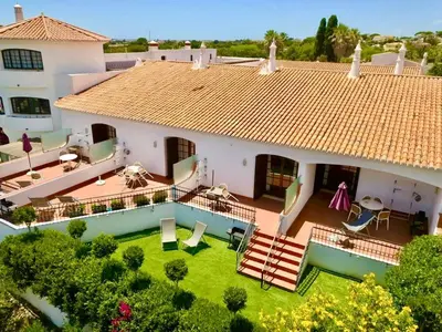 an aerial view of a house with a yard at Villa SOLAR DO MONTE 3 in Albufeira