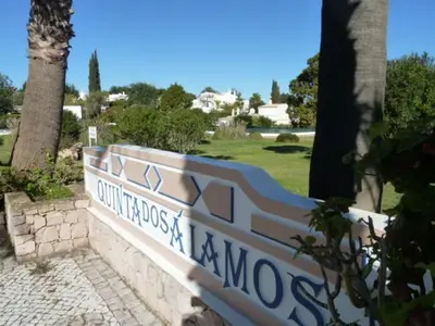 a sign for a golf courseamineamineamineamineamineamineamineamineamineamine at Villa Ana in Albufeira