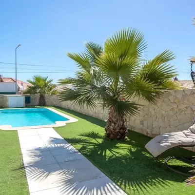Beautiful Villa with a Pool