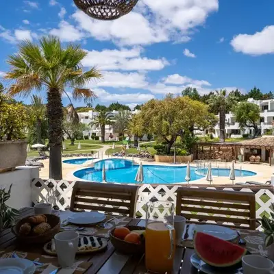 Luxury Beach House Apartment - Golf & Tennis Court & Pool View