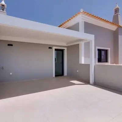 Casa Barakat with Pool and BBQ in Vale do Lobo
