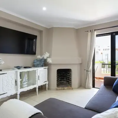 Forte Beach Retreat - 2BR Apartment with Terrace & AC