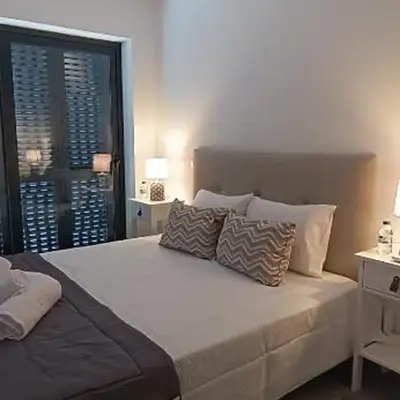 Skynest 59 Faro Airport Guest House