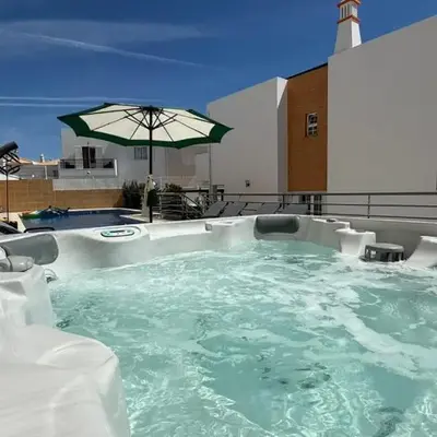 #343 Villa with Pool & Jacuzzi by Home Holidays