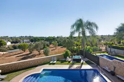 an image of a villa with a swimming pool at Sunshine Villa em Vilamoura in Vilamoura
