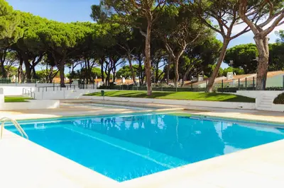 Gallery image of BnB Homes Coastal Pearl Apartment with 2 Pools near to Falesia Beach in Albufeira
