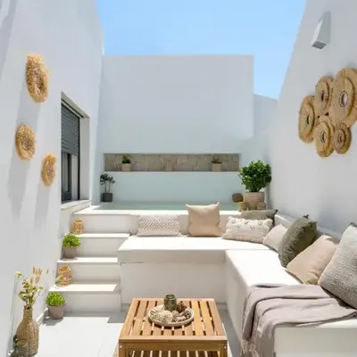 Townhouse with Heated Pool in Downtown Faro