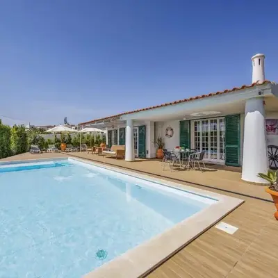 Villa Medicis by Villa Plus