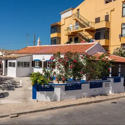 Blife Lucelya private rooms at Faro beach