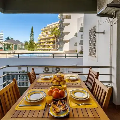 Marina Family Apartment - Pool & Garage