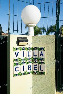 a sign that says vulum guadalupe on a wall at Villa Cibel - Beach & Golf 10pax in Guia