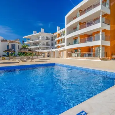 Bright 2BR with Pool near Beach by LovelyStay