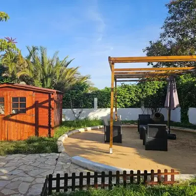 Blife Sunya private rooms near airport and nature