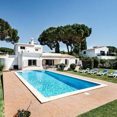 4 Beds