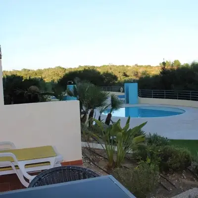 Spacious apartment in Albufeira 200 m² with shared pool
