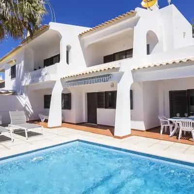 Villa Galé 600m from the beach by Interhome