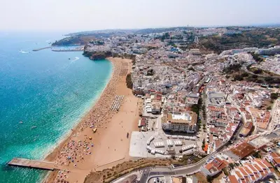 an aerial view of a beach and the ocean at Apartment with 1 Bedroom D in Albufeira