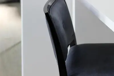 a computer monitor sitting on top of a desk at L&F House in Algoz
