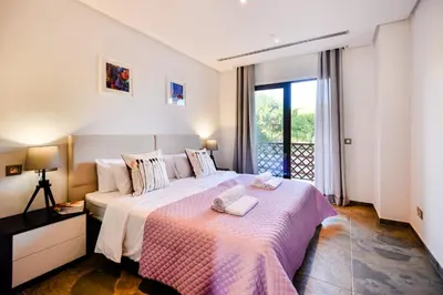 Gallery image of Falesia Beach B in Roja- Pé