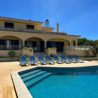 Villa Paraiso - 4 Bedrooms and pool
