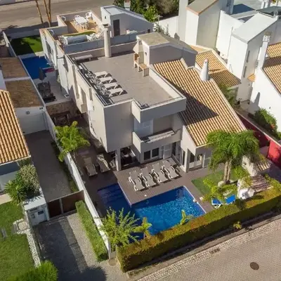 Villa Oriente - Greice Homes