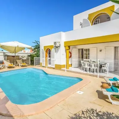 Villa Arines