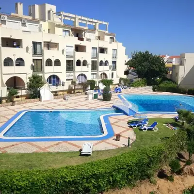 Charming & Modern Poente Albufeira with Double Pool