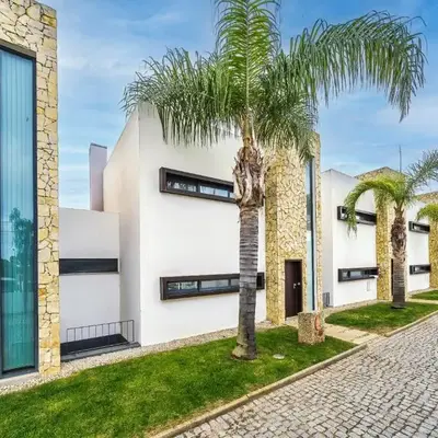 Townhouse 3 Bedroom Townhouse Olhos de Agua Communal pool AT03