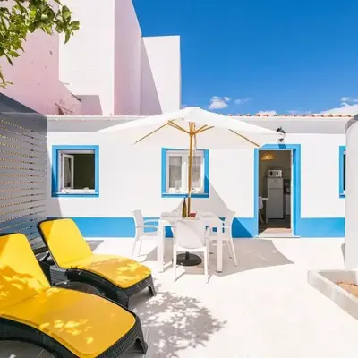 LovelyStay - Sweet Escape II - Backyard