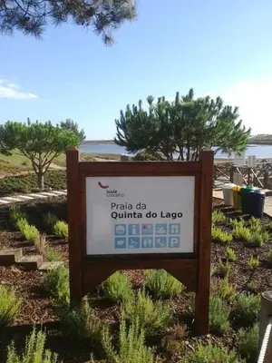 a sign that reads praia da guillaume do lagopus at Victory Village T1 & Rooftop terrace in Quinta do Lago