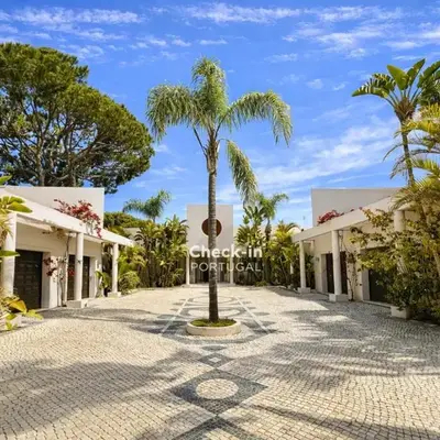 Seventies by Check-in Portugal