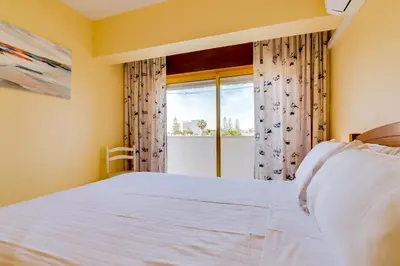 Gallery image of House Feliz in Quarteira