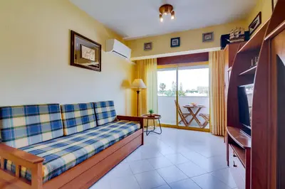 Gallery image of House Feliz in Quarteira